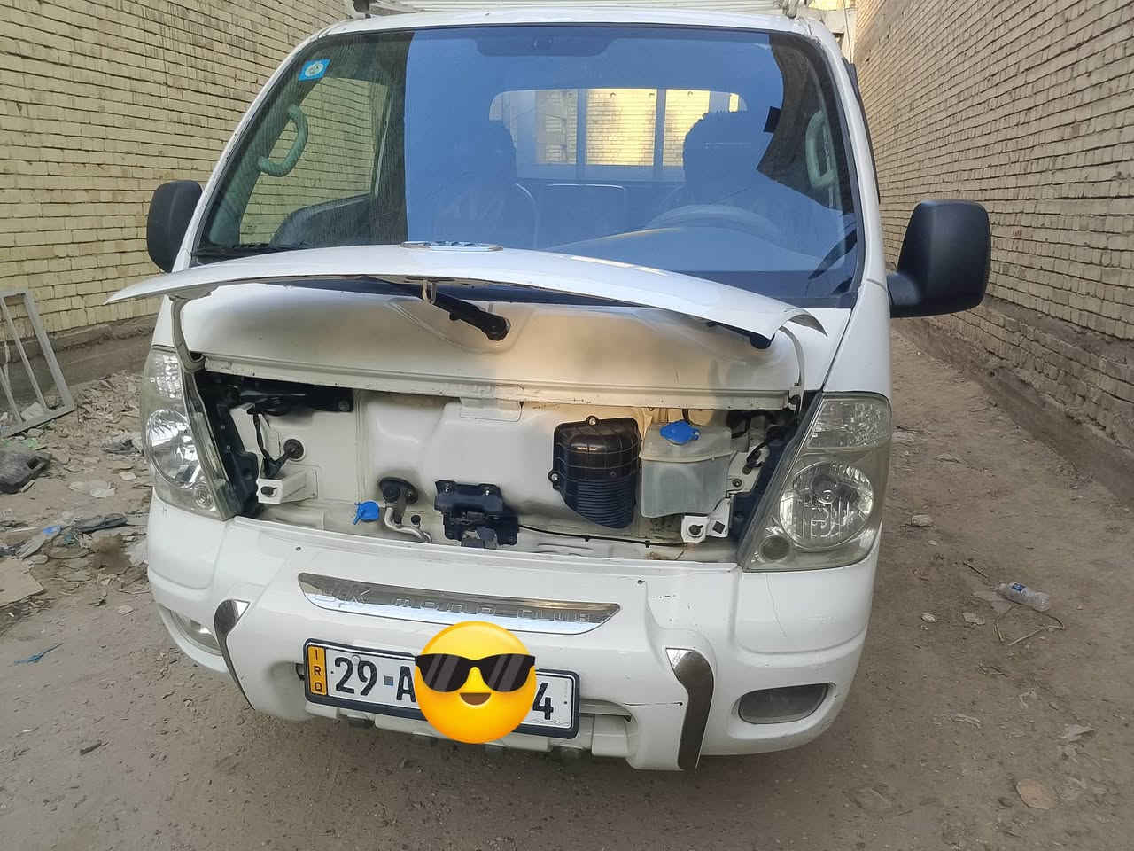 كيا فحل 2012 مفتوح 4000 رقمهه واسط مكينه أو كير أو شاصي مكفولات بسمي مكانهه بغداد موبايل  ***********
