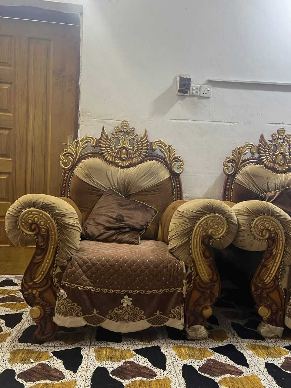 سلام عليكم تخم ملاكي تفصيل تركي جديده البيع تخم جديده والشراء يجي السعر أجوه اسوك ***********هاذه رقمي والمو شراي لاخابرني العلون ناصريه الشموخ

