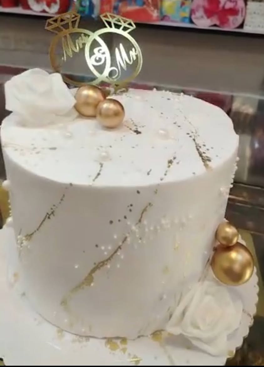 قطع كيك • قوالب • حجز قبل يوم