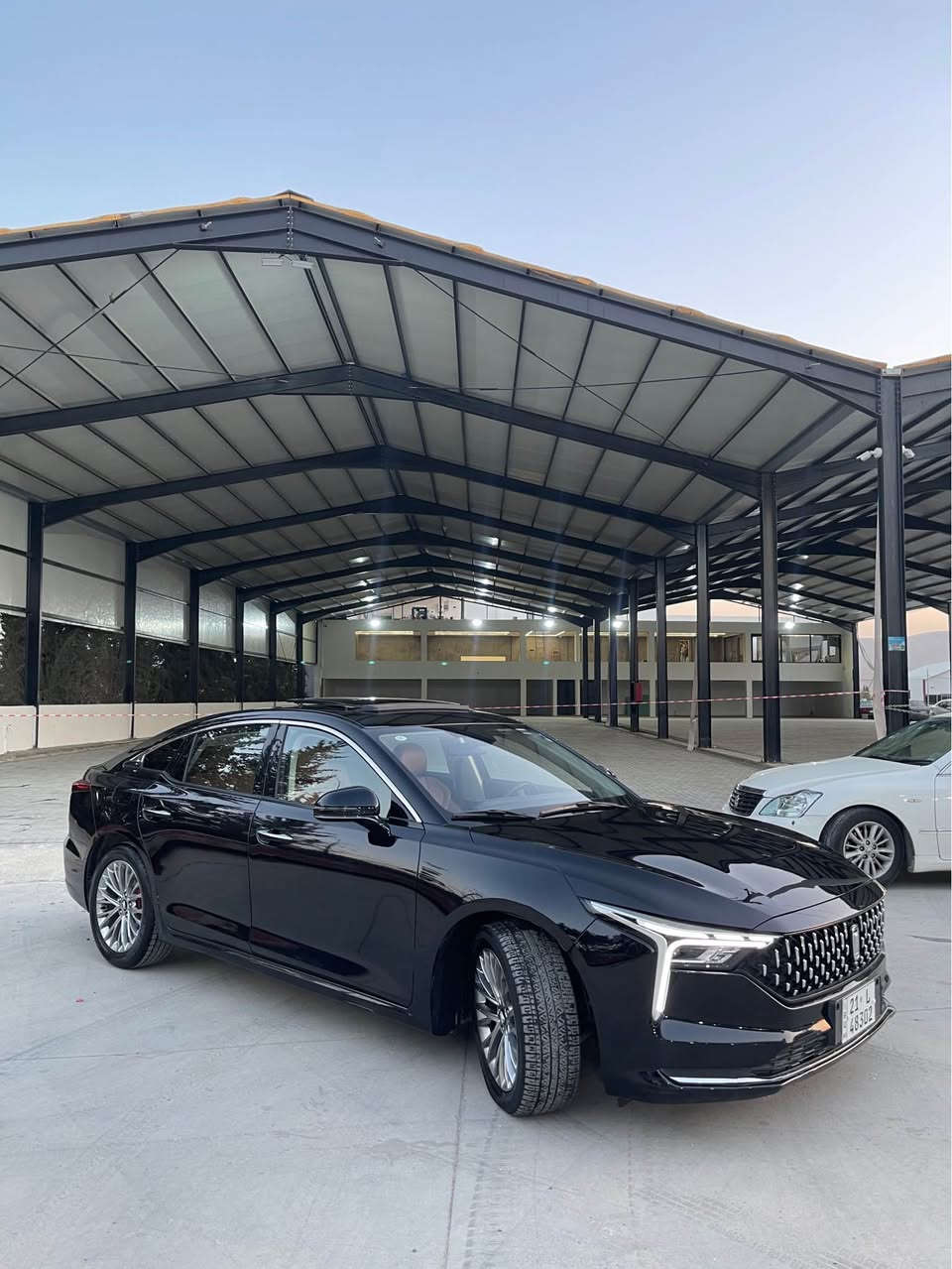 Besturn B70 موديل 2024 (فول مواصفات)  
 موديل: 2024  
 مواصفات: فول مواصفات (کوشن جلد خەردەلی/بڕاون، شاشەی گەورەی لمس، بانۆراما، سوکان ئۆپشن، گێڕ ئۆتۆماتیک).  
 بۆیاخ و بێدەنسی: دوو دەرگای بۆیاخە، بە بێ دەعم و بە شەرت.
 ساڵیانە و ژمارە: ژمارە سلێمانی (21)، ساڵیانەی تازەیە و بە ناوی خۆمەوەیە، ئامادەیە بۆ ڕەقەم و تحویل.  
 سعر: 118 ورەقە (قوفڵ) $11,800.     
لە سلیمانیم 
———————————   *********** وەتسئەپ ڤایبەر 

الموديل: 2024  
 المواصفات: فول مواصفات (كوشن جلد تحفي/جملي، شاشة كبيرة لمس، بانوراما، تحكمات هوز/ستيرن، جير أوتوماتيك).  
 الضرر والصبغ: صبغ بابين فقط، بدون حادث (بدون دعم) وبشرط.
 السنوية والترقيم: رقم سليمانية (21)، السنوية مجددة باسمي وتحويل مباشر.  
 السعر: 118 ورقة قفل (11,800 دولار).
عینوان سلیمانیە 
*********** وەتسئەپ ڤایبەر السليمانية, العراق
