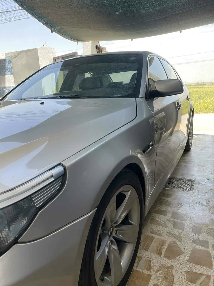 للبيع : BMWE60
موديل : 2004
محرك : 530i n52
لون : سلفر بدون حادث ودواخل 
بيها قطعة صبغ اوربي
السيارة نظيفة حيل تبريد ثلج
محرك وكير بشرط 
كشنات جلد 
كت M5 دعاميات ودوسات m5
بدون فتحة 
الــســـعـــر : 125
للاتصال على الرقم : ***********

