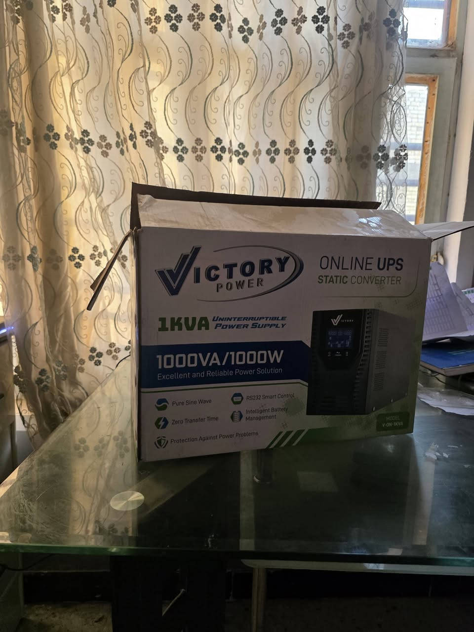 UPS Online Victory Power 1KVA / 1000W للبيع
يو بي اس Online من Victory Power، استعمال شخصي وخفيف جداً، الجهاز بحالة ممتازة ونظيف.
🔹 Capacity: 1KVA / 1000W
🔹 Online UPS – Zero Transfer Time (0ms)
🔹 Pure Sine Wave
🔹 خرج 220V
🔹 AVR لتنظيم الفولتية
🔹 شاشة LCD
🔹 2 مخارج كهربائية
🔹 منفذ بطاريات خارجية External Battery Socket
🔹 RS232 / Computer Interface
🔹 حماية من Overload و Short Circuit
🔹 تبريد بمروحة
🔹 هيكل معدني
🔹 الموديل: V-ON-1KVA
📦 الكارتونة الأصلية موجودة

📍 البيع لعدم الحاجة.

⚠️ ملاحظة: البطاريات الداخلية ضعيفة وتحتاج تبديل، لذلك السعر محسوب على هذا الأساس. الجهاز نفسه يعمل، والبطاريات قابلة للاستبدال.
💰 السعر: 150,000 دينار قابل للتفاوض

رقم الهاتف : *********** واتساب
