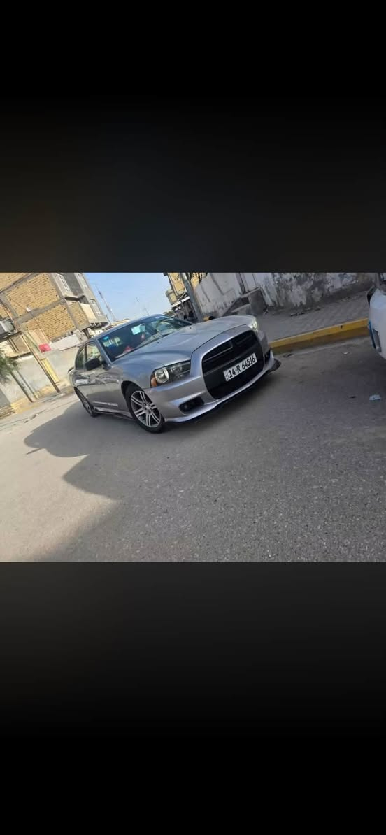 ٢٠١٤ 
مكان السماوه 
السعر ١٣٥ بيه مجال 
***********
بدون شاصي بدون عابر سياره رقم بصره تحوليه مباشر كفاله عيب شرعي وغرامات
