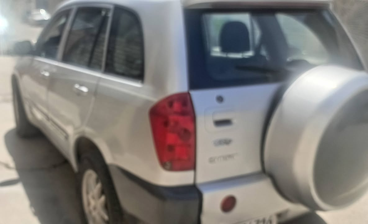 السلام عليكم ورحمة الله وبركاته
شيري تيكو ٢٠١١ للبيع رقم بغداد انكليزي بأسمي كير ومحرك كوريلا نحلة تبريد شغال السيارة بحالة جيدة السعر ٤٨ وبيها مجال بسيط  مكاني صلاح الدين سامراء الأتصال على الرقم ***********
