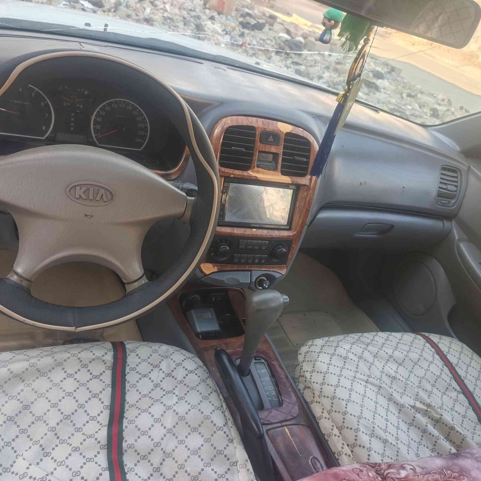 السلام عليكم اوبتما 2001 سياره جاهزه گير محرك تخم تاير تبريد غرفه حلوه السعر ب 43 عنواني بغداد حي النصر ***********
