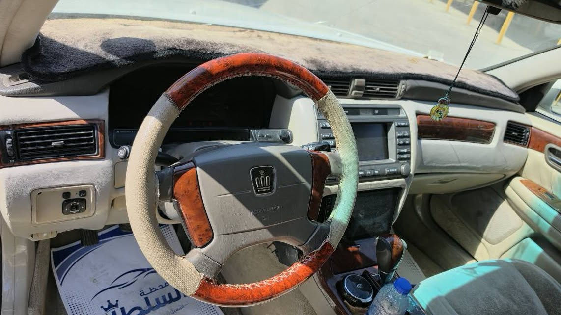جنون ملكه 
مديل 2001
رقم بصرة تحويل ثاني يوم 
قرار 48
شاصي 75
السعر 135ورقه وبيهه مجال 

مكفولة من الكصه والنقل ومن الظربه والصبغ فقط الدعاميات بيهن صبغ تجميل 

سياره جاهزه من كلشي ومابيهه اي نقص
 
مكينه ديفور الكبيره وكير شرط الفحص 

تبريد حداده تخم تاير 

الموصفات 
كشنات كهرباء 
ستيرن كهرباء 
برده خلفيه 
شاشه وكامرا 
مرايات شفط 
العنوان البصره حي الحسين ع الحيانيه 
بيع او مراوس حسب 
اي أستفسار *********** البصرة, العراق

