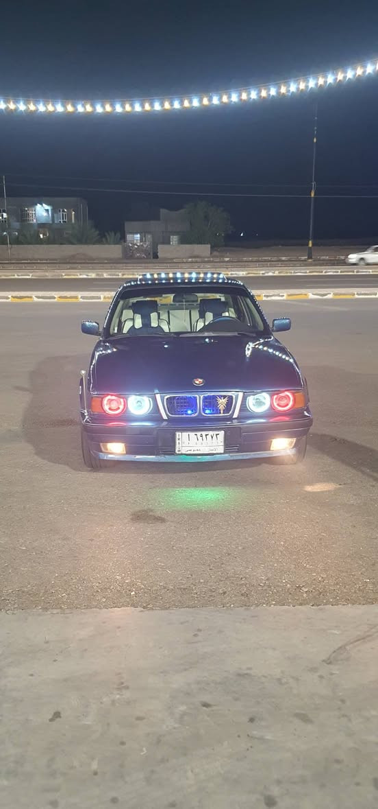 سلام عليكم 
بيئم موديل 92 اصل
 525مسكر رقم انبار نكليزي سنويه ل29
كير اتو كير محرك خير من الله
تبريد شغال صدر جديد 
سياره حلوه 
السعر 55
 العنوان فلوجه
***********
