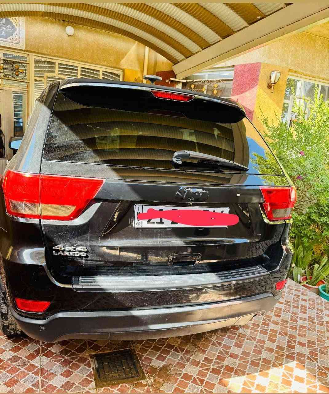 إسلام عليكم … 
سياره جيب موديل (12) شمالية للبيع 
بيها جاملغ خلفي صبغ 
السعر (150)
للاتصال ***********

