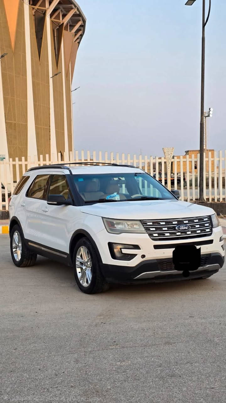 السلام عليكم فورد أكسبلور،،،سعر 145ورقه وبي مجال موديل 2016 وارد أمريكي حادث جاملق وبنيد ماعابره خارجي فقط
ماشيه  125ألف حقيقي
موصفات فول بصمه تشغيل بصمه أبواب جنطه ترحيب عن بعد اشاير بالمصري حساسات اماميه خلفيه كامره ام الحساس كشنات كهربائيه تحكمات كير شفتات شاشه بلاد 7راكب فول ما عدى التنته، مكينه 3500،مكينه كير تمام تبريد ثلاث قطع***********

