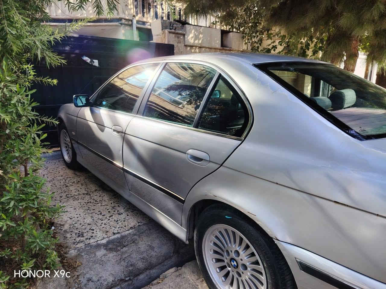 BMW1996  رةقةم هةولير سةنةوي كونة سةقف موس ..  *********** أربيل, العراق

نص مكتوب في الصور:
- HONOR X9c
