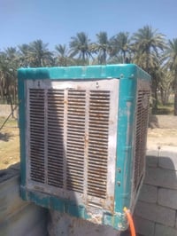 مبردة برفاب شغاله كلشي ما بيهه بس الكشر مو نضيف شرط اشغلهه كدامك السعر...
