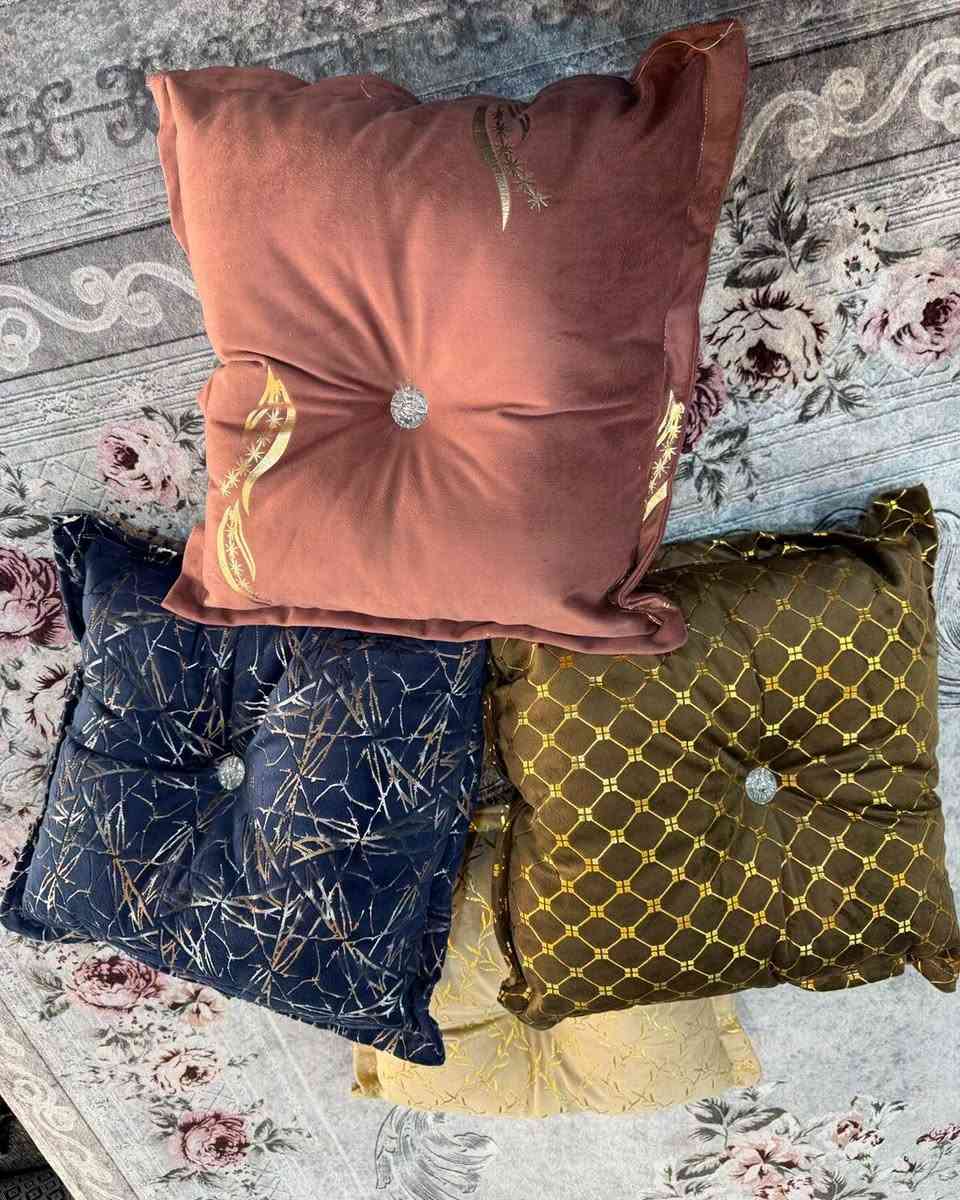 كوشات جاهزه • عرض ٢ونص
