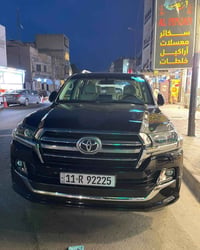 لاندكروز GXR • ٢٠١٩ • ماشي ٦٧ الف