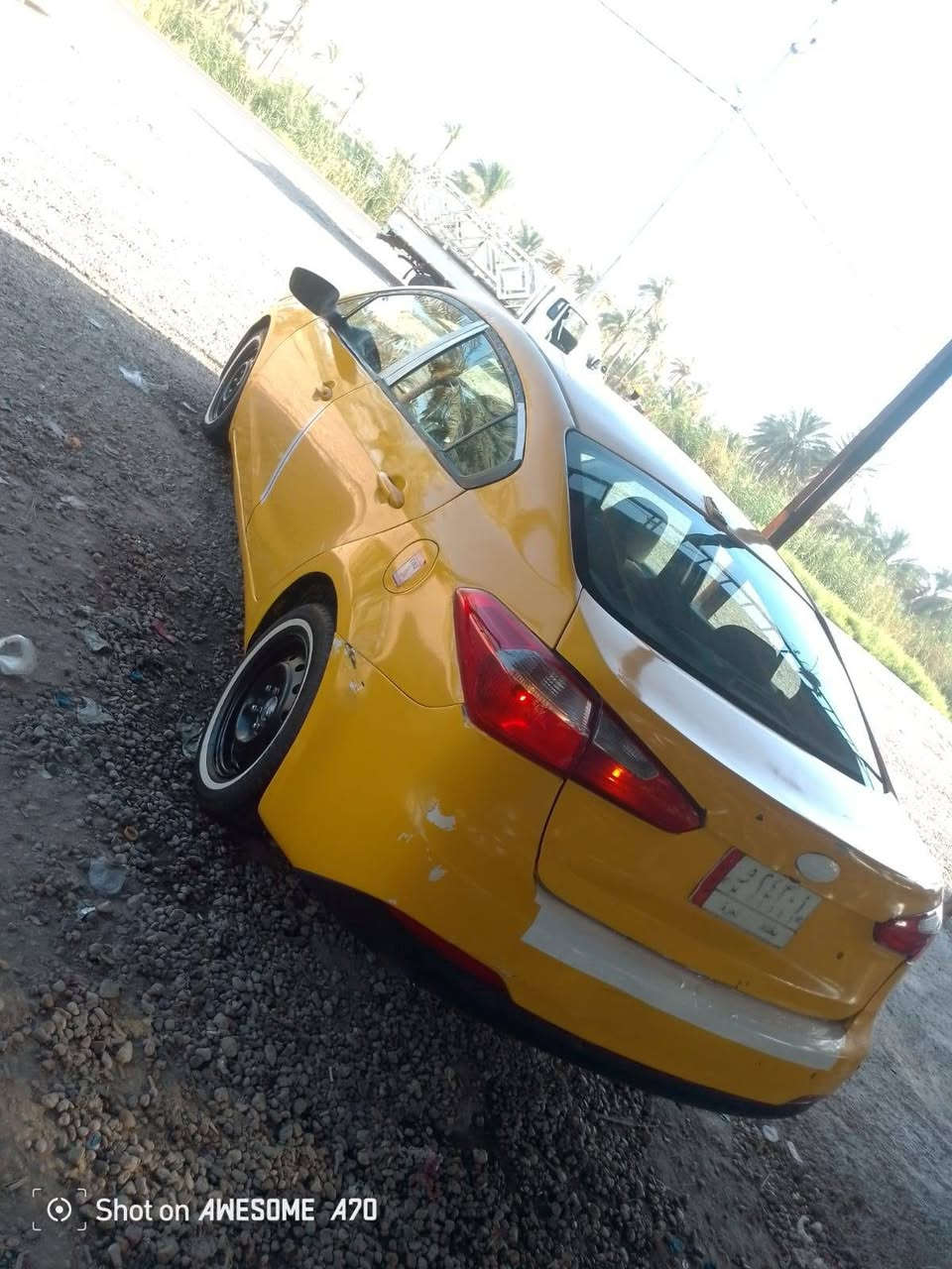 سلام عليكم 
فورتي وارد امريكي 
حدثه نص تكمه وشويه بل قماره 
موصفات نص فول 
محرك 2000دوش 
كير تبريد مكينه مكفولت
شاشه تحكمات جهتين
رقم بغداد تحويل ثاني يوم 
سعر 75 وبيها مجال قليل 
مكانه كربلاء طوريج
رقم ***********
