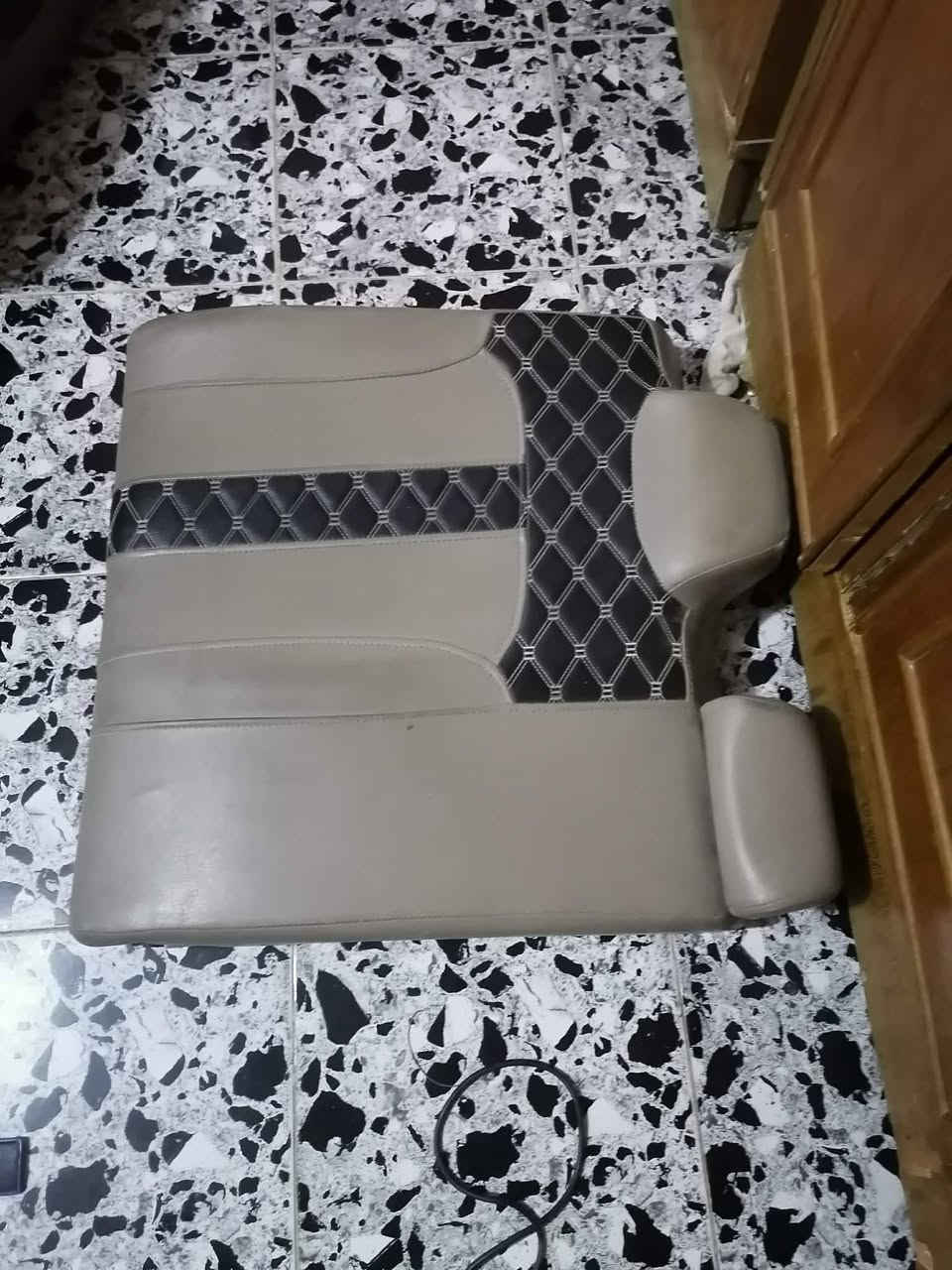 السلام عليكم كشنات النترا خلفي لون بيجي مثل مموضح بل صوره للبيع السعر خاص مكاني بغداد الحسينيه مال راشديه وهاذ رقمي ***********

