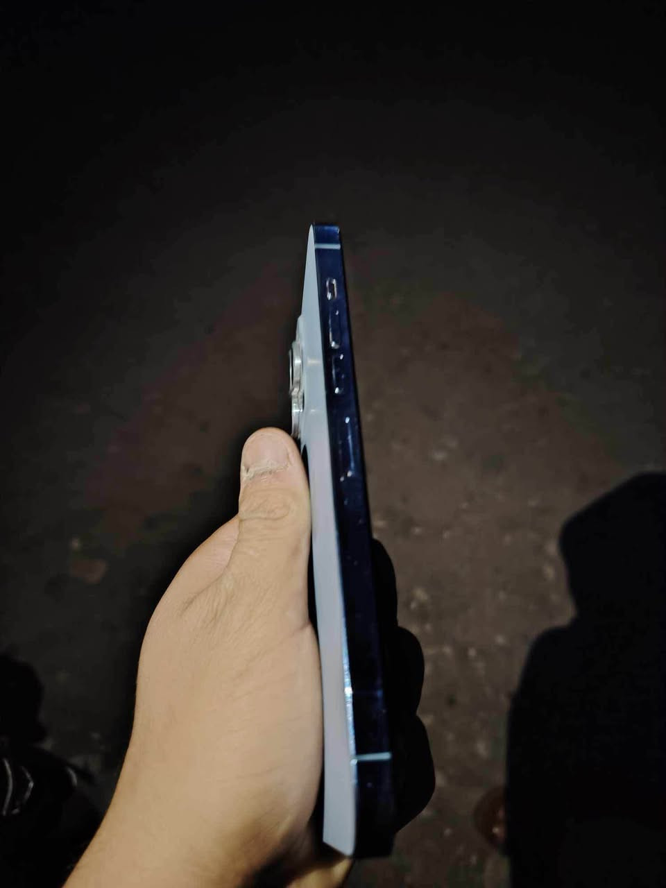 13برو ماكس للبيع فول تصل ***********
