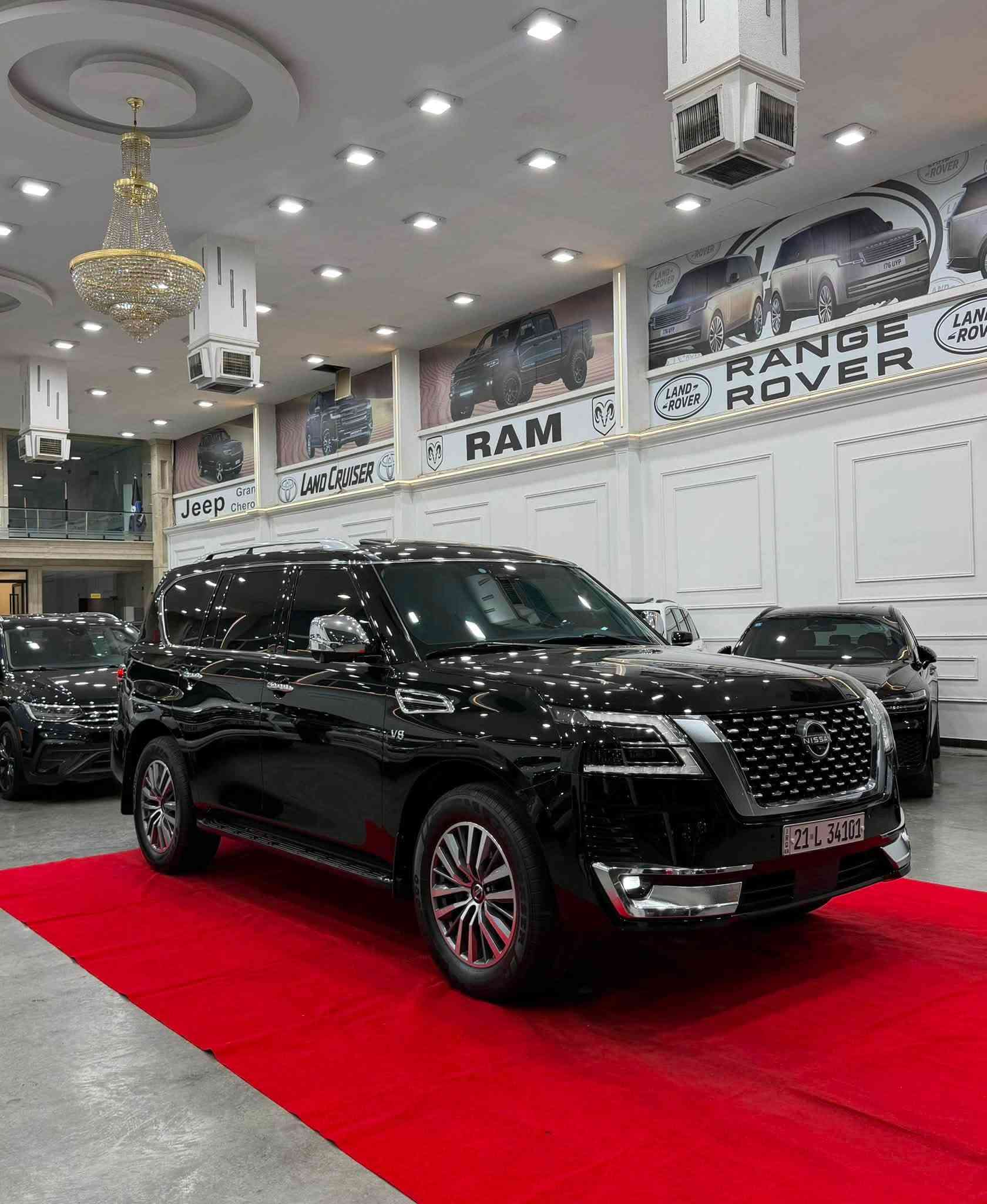 السلام عليكم 
نيسان باترول بلاتينيوم 
موديل : 2019
ماشية : 60000 KM
المواصفات 
فتحة 
بصمة 
بصمة ابواب
صندوك كهرباء 
شاشة 
شاشات خلفية 
كاميرات 360 درجة 
كشنات جلد 
كشنات كهرباء 
كشنات تدفئة + تبريد 
الداخل قرميدي 
 7 راكب 
 3 قطع تبريد 
صاجات 
فور ويل 4*4 
تحكم ستيرن جهتين 
كروز سرعة 
ستيرن كهرباء 
ماوس 
سستم صوت سماعات 
لايت زنون 
بلوجكتور 
لد امامي 
بك لايت لد 
مري شفط كهرباء 
حساسات امامية + خلفية
المكينة 8 سلندر  5600 
(رقم سليمانية الجديد تحويل او وكاله + تظليل بسنوية )
السعر  : 390 وبيها مجال 
ملاحظة: السيارة خليجي مكفولة عدا تكحيل بالكارت بالبنيد .
السيارة مغلفة بأفلام حماية ppf
العنوان : بغداد الكاظمية قرب مرور الكاظمية معارض جكوك 
شركة البحر المميز 
للاستفسار
عبدالرحمن 
 *********** 
 ***********
