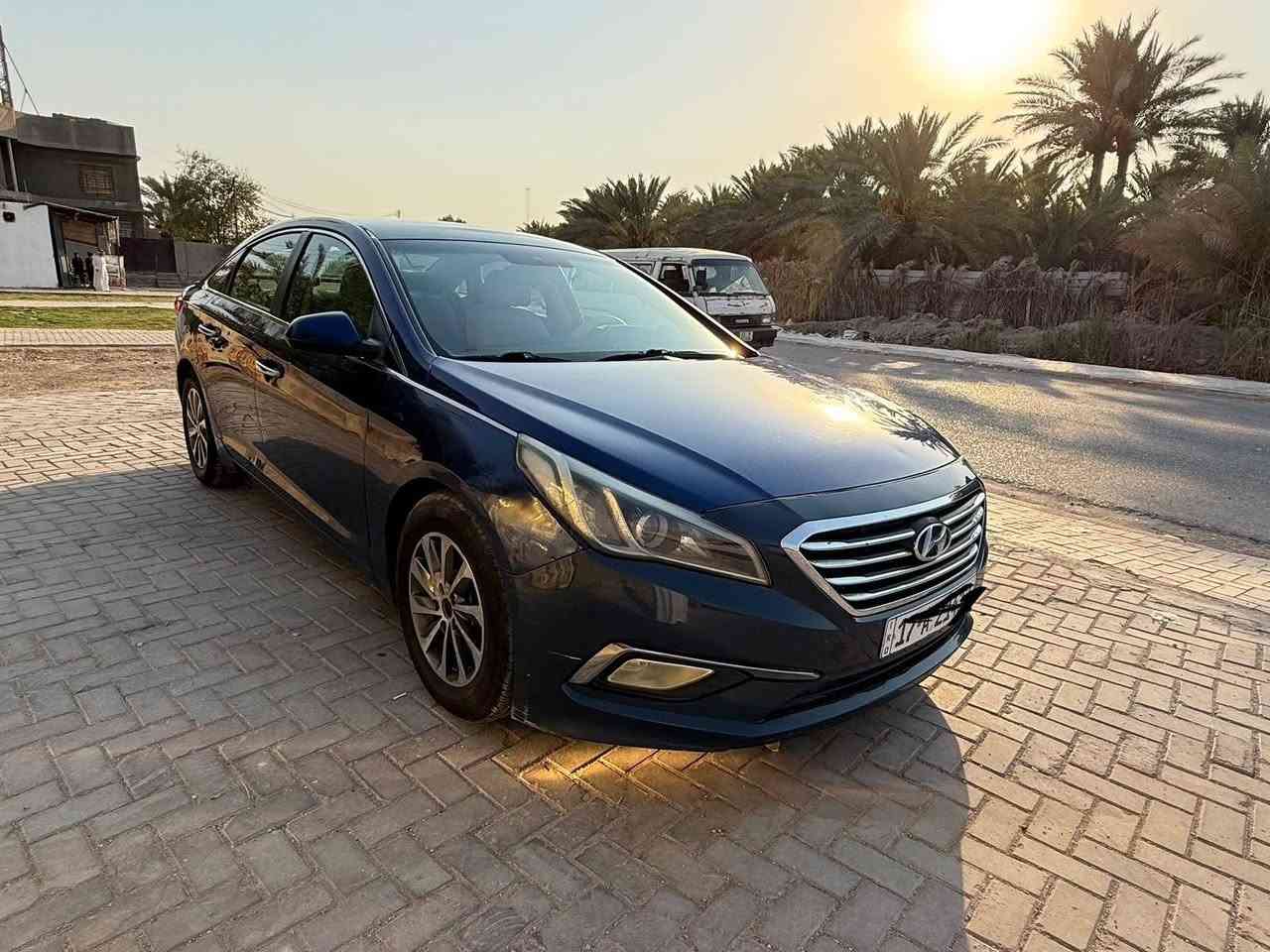 السلام عليكم
سوناتا 2016 ورادّ أمريكي رقم مثنى 
بيه رش صبغ فقط 4 قطع 
السعر 95 وبيه مجال مكان السياره الديوانيه
***********
***********
