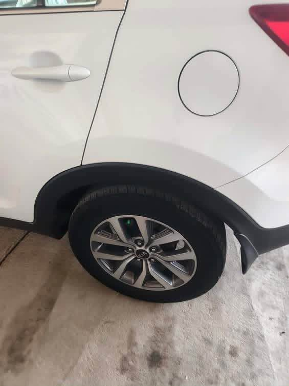 2016 Kia Sportage · Sedan · المسافة المقطوعة: 200000 كم

السلام عليكم 
سياره للبيع ..
سبورتج 2016   خليجي 
چاملغ امامي  مبدل  فقط 
 السـعر  155$ 
 للتواصل  *********** الصويرة, واسط
