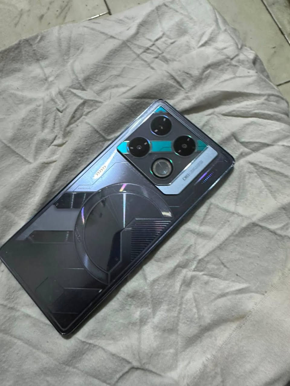 📱 Infinix GT 20 Pro – 256GB
💾 RAM 24GB
⚡ معالج Dimensity 8200 Ultimate
🖥️ شاشة AMOLED 144Hz

✅ الجهاز نظيف 
🔌 بدون شاحن
❌ ما بيه مشاكل
📱ماعدا الكسر الي بل شاشة ممئثر على اي شي لعب استخدام لمس كلش طبيعي
💰 السعر: قيم واخذ

📞 للاستفار ***********واتساب 
العنوان: بغداد سيديه
