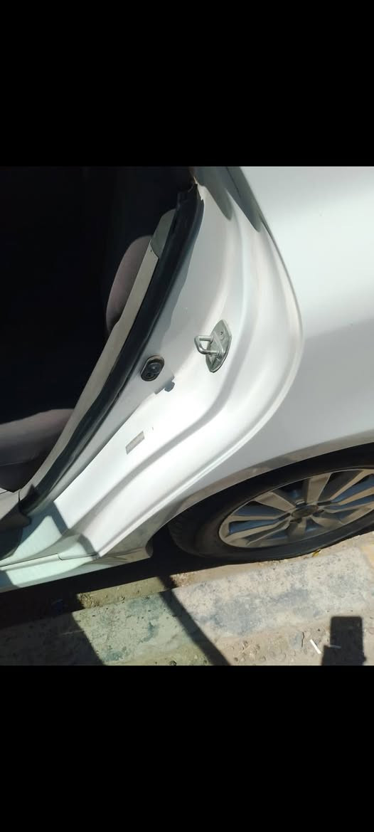 📢 للبيع: تويوتا كورولا 2009 وارد أمريكي 🚗✨
التفاصيل والمواصفات:

• ​النوع والموديل: تويوتا كورولا 2009 محرك 1800

• ​المواصفات: وارد أمريكي 🇺🇸

• ​المسافة المقطوعة: 100 ألف

• ​الحادث: جاملغ خلفي ومصلح تصليح درجة أولى

• ​الصبغ: صبغ حزام للجمالية (السقف والأعمدة مكفولة)

• ​الأوراق والسنوية: سنوية 29 (مجددة وجاهزة للتحويل)

​حالة السيارة:

• ​المحرك، القير، والتبريد بشرط الفحص.

• ​السيارة جاهزة وبسمي تحويل ثاني يوم

​📌 السعر: [98ورقه وبيه مجال ]

📍 المكان: [بغداد البلديات ]

📞 للتواصل والاستفسار: [***********]

