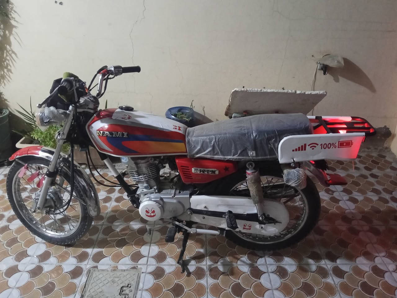 دراجه للبيع نامه امتياز موديل26 دراجه نضيفه خير من الله ما ناقصه اي شي اوراق كرتونيا السعر650اوبيه مجال قليل 
خاص ما متواجد رقم ***********
