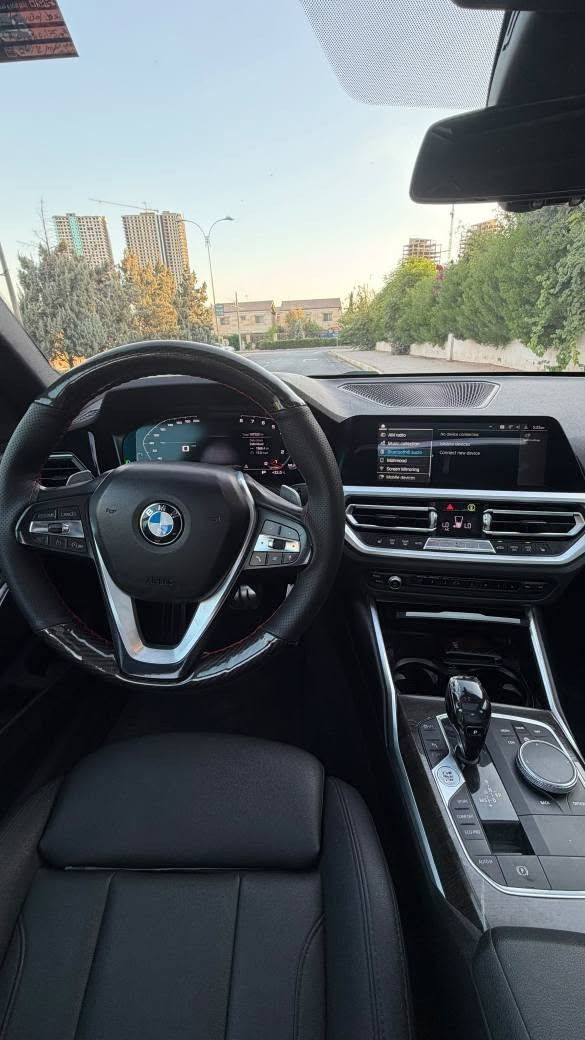 Bmw 330i 
موديل ٢٠٢٠ 
٤ پستن 2.0  turbo 
گيچ ديجيتال 
تةنها يةك دةگاي  كليرة    بي داخلي بي ارباك 
٣ جيي PDR ي هةية 
گير و مةكينة كارةبايات بةشةرت 
سةيارةكة بةناوي خومة تةحويل بةشةرت
 
سعر  $ 214 وةرةقة و مجال 
***********  اربيل أربيل, العراق
