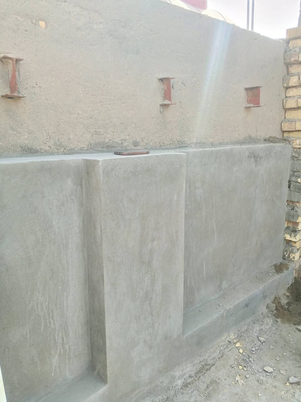 جص اسمنت • نثر واجهات • تكنيد