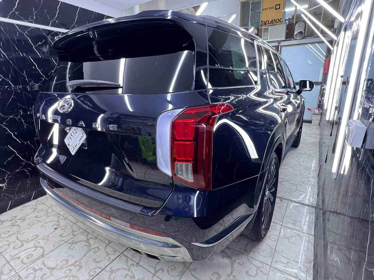 هونداي بلسايد 2024 فئة كَلكَرافي فول 1/1 اعلى فئة
1 - اللون اسود متغير
2- العداد / 23الف mi
3 - الرقم بغداد
4- شاشة عرض (داتا شو)
5- المحرك V6 3.8 كير ومحرك شرط +تبريد ثلج +
6- بصمة تشغيل + بصمة ابواب +تشغيل عن بعد نظام تقديم وترجيع السيارة عن طريق البصمة
7- بانوراما
8- فتحة سقف عدد ٢
9- سماعات هارمن كَاردن
10- رادار امامي + خلفي+رادار جانبي
11- حساسات امامي + خلفي
12- كامرات عدد 360 6 درجة
13- كشنات امامي خزن ميموري +مساج
14- كشنات كهربائي تدفئة وتبريد
15- كشنات جلد اسود ملكي 
16- جميع الكشنات تدفئة تبريد
17- بردات جانبية
18- تبريد مركزي امامي + خلفي منفصل التحكم
19-تحكم ستيرن + شفتات
20- تدفئة ستيرن
21- مرايا هيتر + تعتيم
22- صندوق كهربائي شفط
23 - وضعيات قيادة (٥)
24- ويل كب حجم ٢٠
25- اوتو هولد + نقطة عمياء
26- سايد بريك بصمة + مثبت سرعة
27- شحن لاسلكي
28 - إشارات بالمرايا + إشارات جانبيه
29 - اوتو هولد
30 - تحديد مسار
31 - شاشة ديجتال كبيرة
32 - تشغيل عن بعد
33 - استيرن رجاج
توويل المرغوب يعني لادونز ولاصرف بانزين
***********
