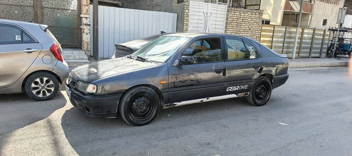 نيسان بريميرا 1994 مكينة 2000 كير عادي مكينة خير من الله كير حلو كلج قبل 4 ايام شادة صدر نص عمر رقم انكليزي انبار صار شهر من شديتة بسمي السيارة تبريدة شرط تجرش  تخم. تاير مكاني بغداد سبع ابكار  سعرة 35 وبي مجال بيع او مراوس 
***********
