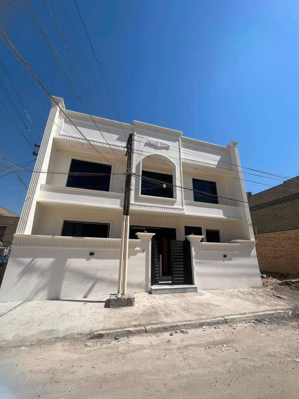 دار للبيع 80 متر ركن حديث استلام مفتاح
واجهه 11 ونص

4 غرف نوم 
خدمات عدد 3
العنوان :
حي اور ال300
 ~~~~~~~~~~~~~~~~
للاستفسار :
مكتب مكـتب الفرات للعقارات 🏠🏘🏤 ابو رحمة ***********
شارع نادي النفط 
مقابيل لحوم ابو سجاد او فلافل الطيب@إشارة

@الجميع
