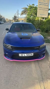جيتي وكالة هارلم بيه صبغ باب ونص من البنيد مديل 2019ماشيه 130kسياره جد...