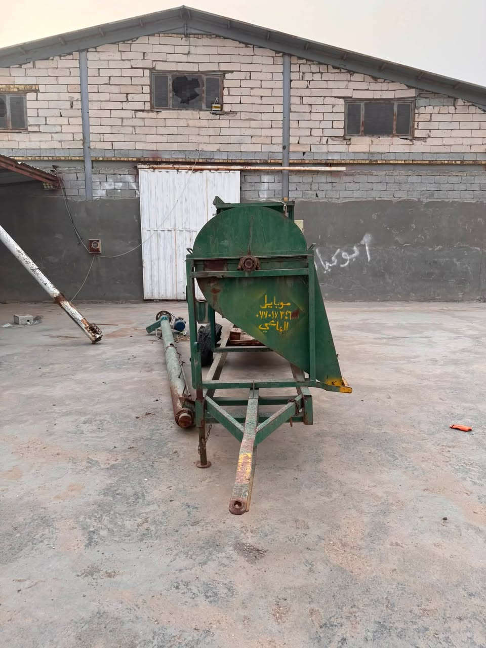 بسم الله الرحمان الرحيم  يوجد معمل   تنقيه لبيع حنطه وشلب مكان كربلاء ***********/***********
