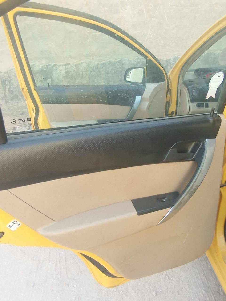 السلام علیکم افيو خليجي ١١مكينه مفتوح كير اوتو كفاله ماعدا الجاملغ الأمامي بدون دواخل صبغ جماليه 
نقصها
كمريسر تبريد
اوجبنه مكينه 
السعر ٤٨ مكان كربلاء اتصال ***********واتساب
