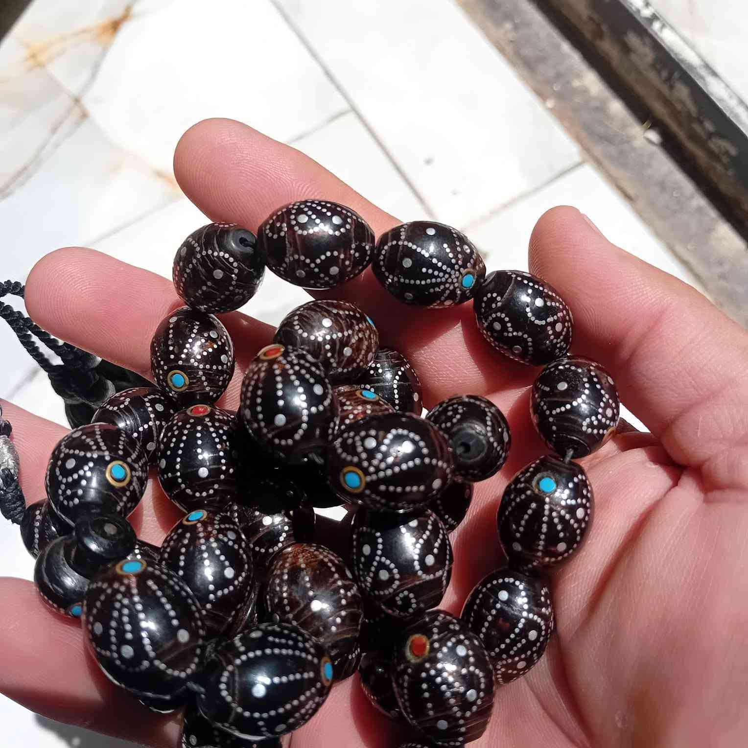 لبيع
مسبحه يسر
حبه خشنه 33حبه
***********
