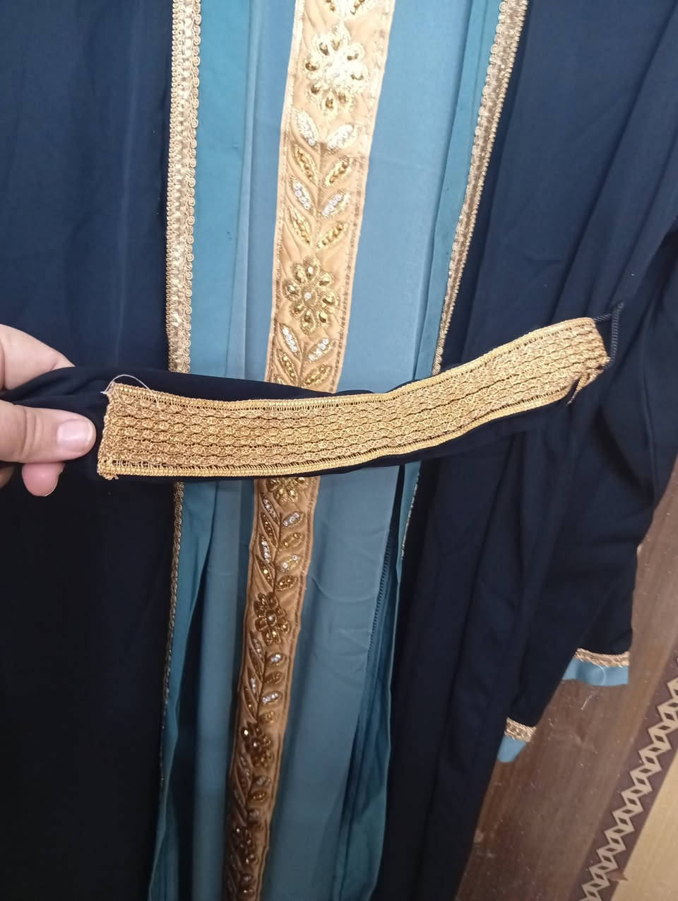 ملابس نسائيه قياس خاص منه جديد ومنه ملبوس مره او مرتين أسعاره مناسبه ‏‪***********‬‏ تواصل واتساب
