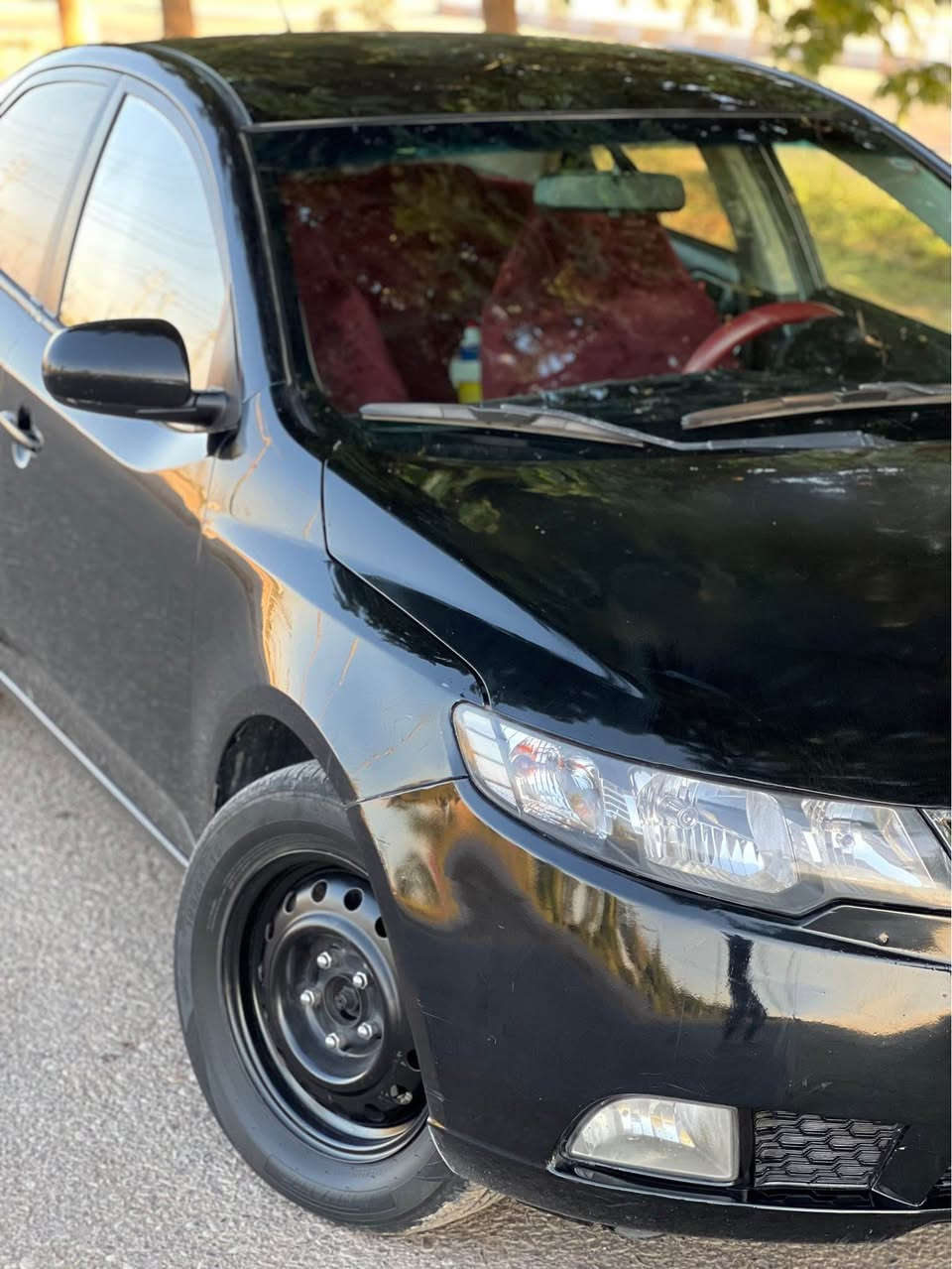 کیا سیراتۆ ٢٠١٢سەنەوی هەتا ٢٠٣١ تازەیە بەناوی خۆمانەوەیە
 گێرو مەکینە بەشەرت تەبیرد سارد و گەرم بەشەرت 
شاشە ئایپاد ناو خەنەییە گێر ئۆتۆماتیک و عادیە
نیوەی بۆنیت و پەڵەیەک بۆیاخی هەیە 
*********** واتس ئەپ كالار, السليمانية
