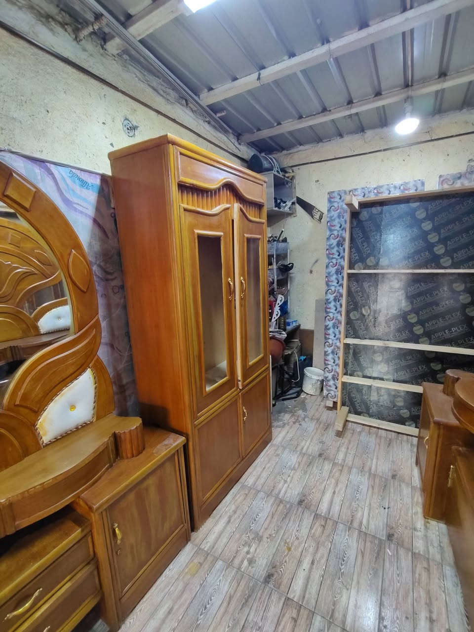 غرفه صاج وجهين درجه اوله سعر 700وبيه مجال ***********
@
