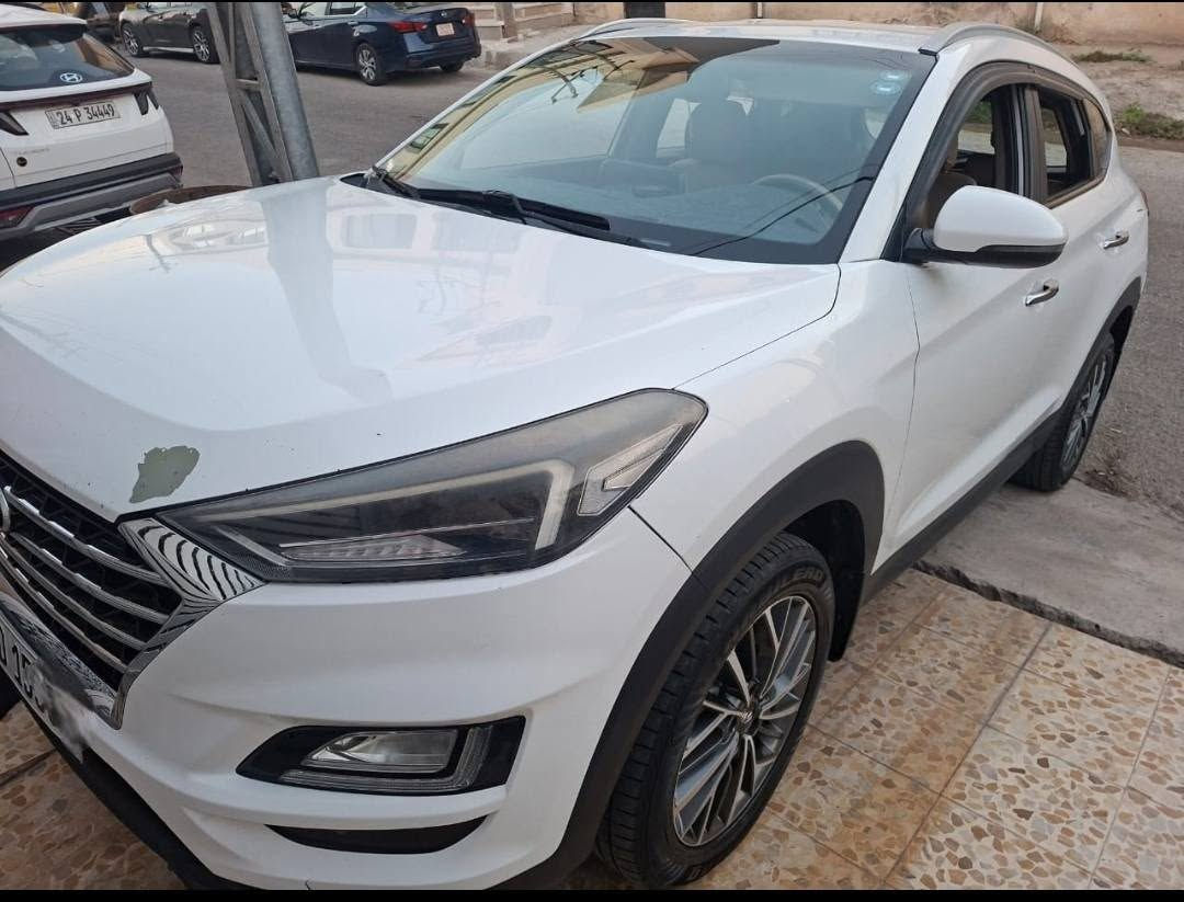 للبيع سياره توكسين 2019 كوري رقمها دهوك انكليزي هزه جديده ابيض اللون هند بريك بالرجل اريل لايت خمس عدسات بصمه ابواب وبصمه تشغيل عن بعد شاشه كبيره حساس خلفي بيها بدايه تقشير بحافه البنيد سنويتها نافذه لغايه 2029 باسمي تحويل بنفس اليوم كل شيء موضح بالصور سعرها 195 وبيها مجال
***********
