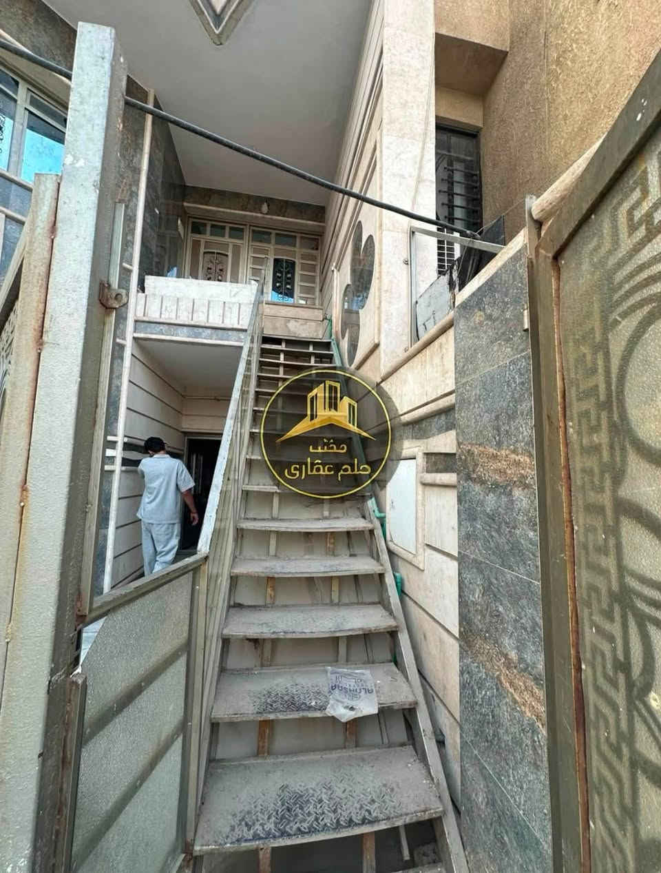 🏠 للإيجار | السيدية

شقة طابق أول – معزولة عزل تام
📍 الموقع: السيدية – مربع تبوك

تفاصيل الشقة:
• غرفتين نوم
• صالة
• مطبخ
• خدمات

✨ شقة مناسبة للسكن العائلي، بموقع هادئ ومميز.

بدل الايجار : 650 ألف دينار عراقي

📌 متوفر لدى مكتب حلم عقاري

📞 للتواصل والاستفسار:
***********
