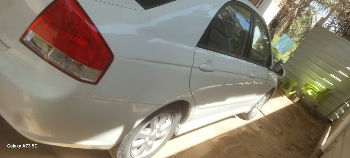 سيراتو موديل ٩ بدون صبغ  نضيفه وجاهزه كير مكينه تبريد  وبسمي  سعرها ٨٣ ***********
