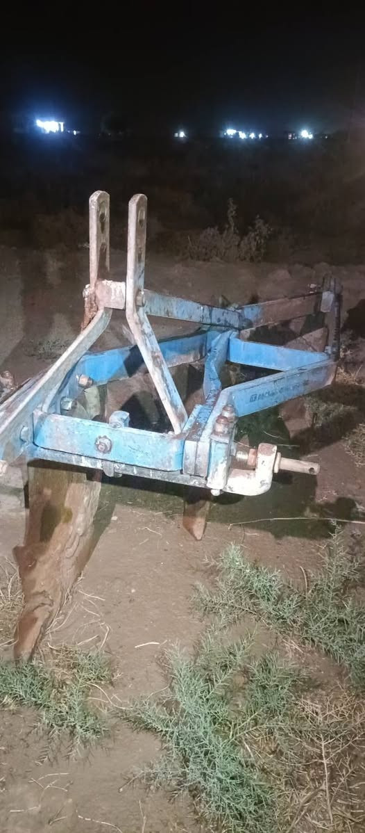فدان بلير • قطع غيار