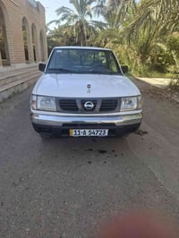 نيسان بيكاب • ٢٠٠٢ • بدون معجون