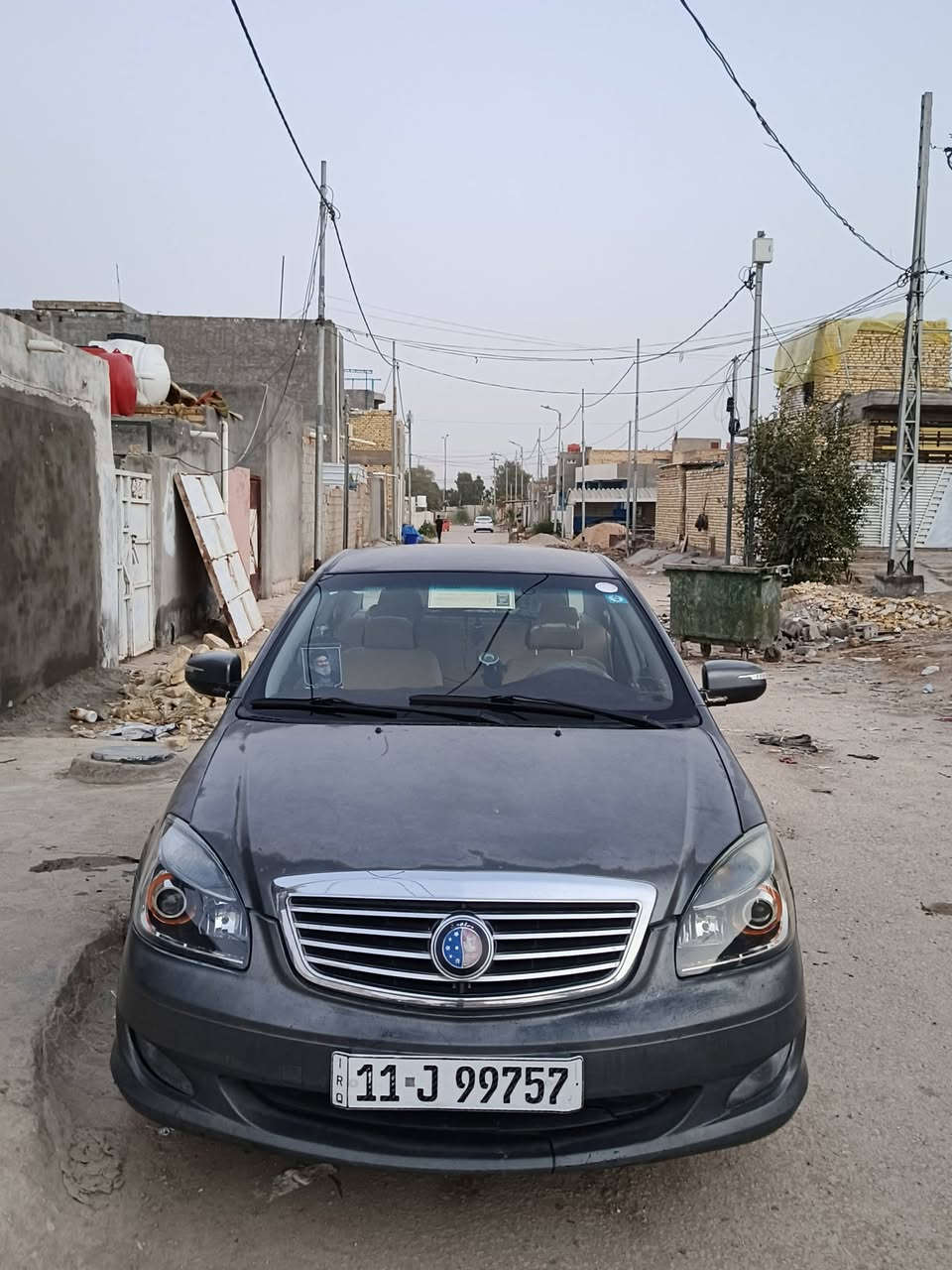 شعندك مراوس نزل حسب الاتفاق جيلي موبل 11سياره جاهزه من كلشي كيرمكينه كفاله  كهربائيات من لدعاميه لدعاميه كله جديد غرفه جديده ستوني مدوشمها حداديه تخم تاير جديد باتري جديد رقم بغداد انكليزي سنويه ل30 سياره جاهزه من كل النواحي بسمي***********
