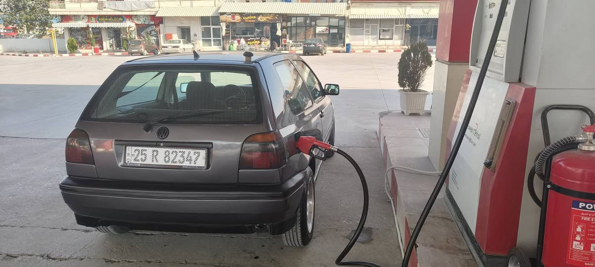 كولف تاك دةرگا 1993  مةكينة 1800 كير ومةكينة بة شةرت. تةبريت.  بةناوي خومه وة 
*********** السليمانية, العراق
