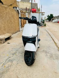 دراجه شحن نوع تيسلا مواصفتاه السرعه اثمانين حقيقي بطاريات سته مصطراه ل...