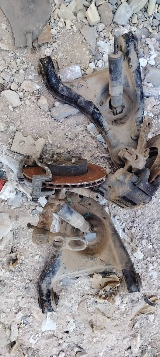 حداديه اماميه فورد فكتوريا تفصيخ ترهم الفين واحد والتسعينات الشراي خاص او اتصال *********** واتساب نفس
