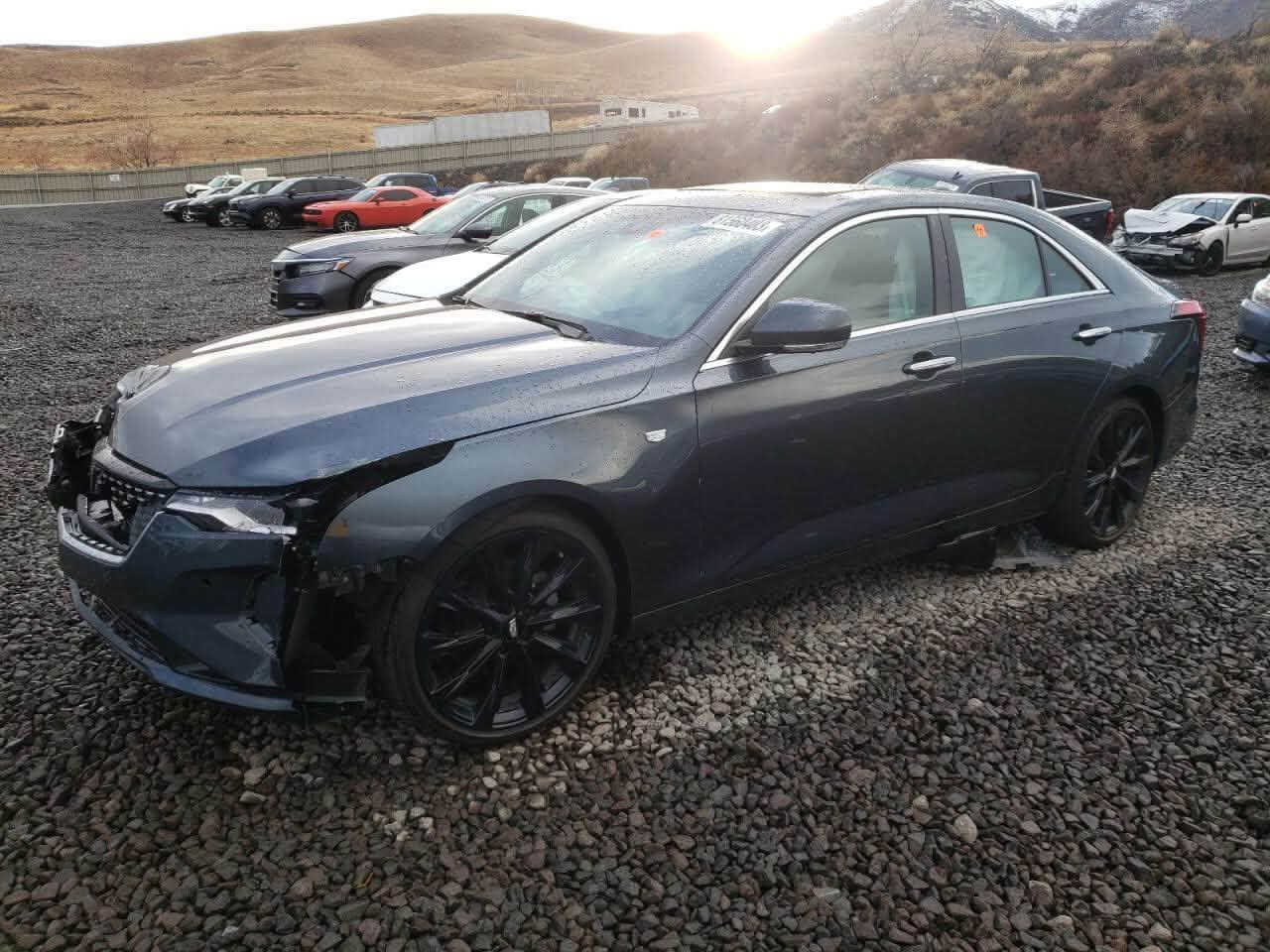 السلام عليكم
للبيع فقط سعر 200 ورقه وبي مجال
كاديلاك ct4 - premium luxury اعلى فئة وارد امريكي مديل 2022 
 حادث بسيط موضح بالصور ع كده تعمري
 سياره ماشية 40 الف 
قابل للزيادة 
محرك 2.7 تيربو - 4 سلندر ،
عزم 500nm قوة 350 hp
فول مواصفات السيارة /
فتحه سلايد 
كشنات جلد 
خزن ميموري
 تدفئة تبريد 
بصمة 
رادار تحديد مسار مواصفات الخ 
الاضافات 😕
اضائة داخلية امامية وخلفية كامل السيارة ، دركة كاربون فايبر ( دركتها الاصلية موجودة همين ) 
، دفيوزر خلفي اسود ، لحية امامية اسود ، دوسات اسود 

شبه كلين السيارة و مابيها لا شاصي ولا لغد عالفحص 
كير مكينة مكفولات 
و الصبغ فقط بنيد 
رقم اربيل بأسمي 
مكان سياره بغداد 
هـ ***********
