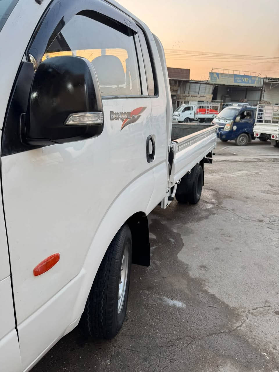 ‏كيا 2008 مسكر نازل مكينتها جديدة قم تاير السيارة ضربة ما أبيها صبغات فقط بس الهلاات فيها مكانها بغداد سيارة جاهزة صدر كهرباء كلها شغالة مشروع سعرها 78 وكانها الحسينية ***********
