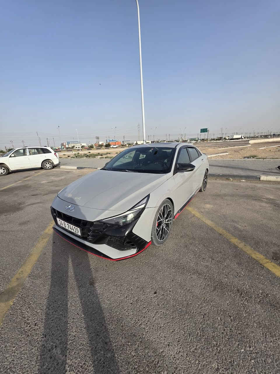 الانترا n فول مواصفات موديل 2023 السياره رقم بصره  باسمي مكينه 2000 كير عادي بيه بنيد ودعاميه بامريكا وضربه خلفيه السياره بحاله جيده السعر 120 رقم الموبايل ***********
